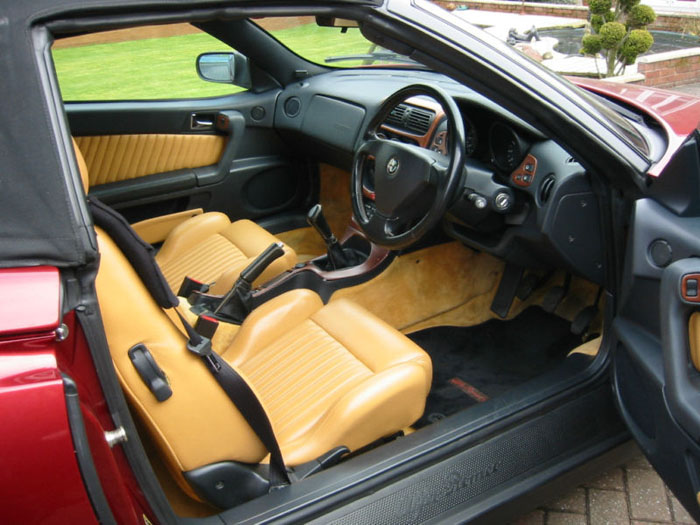 1997 alfa romeo spider 2.0 ts 16 v lusso interior 2