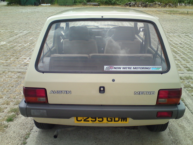 1985 austin metro city beige back