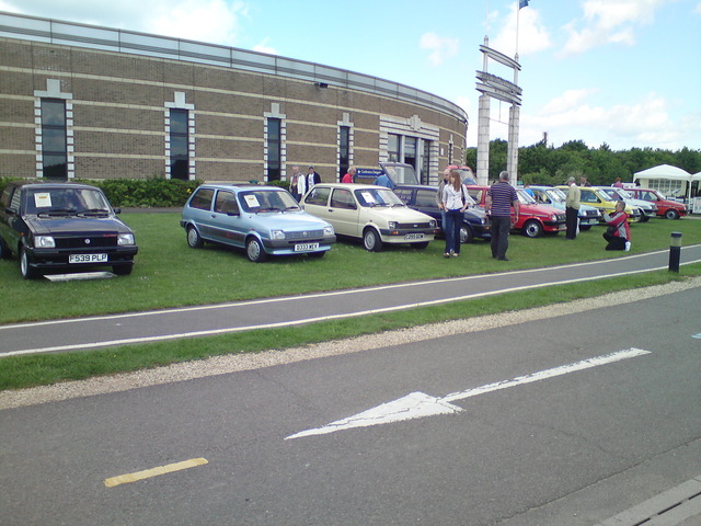 1985 austin metro city beige car show