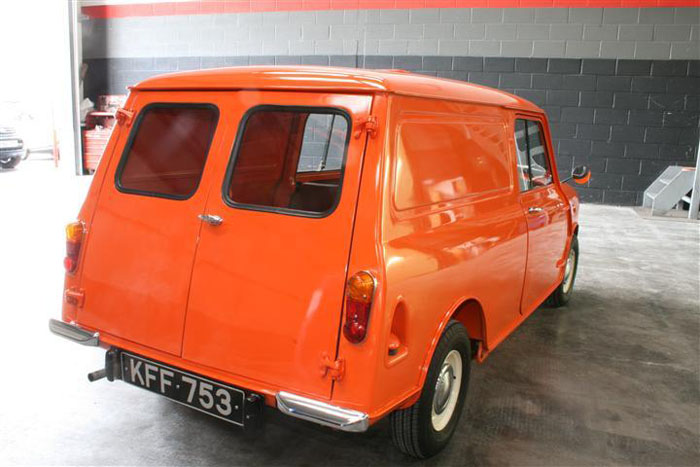 1960 Austin Mini Mk1 Van 4