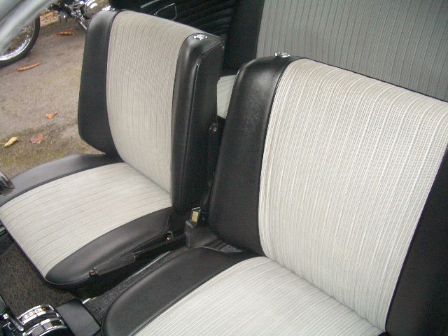 1972 bmw 2002 auto saloon national concourse winner front seats