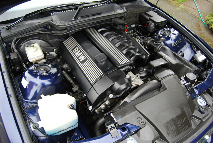 1996 BMW E36 328i Coupe Engine Bay 2