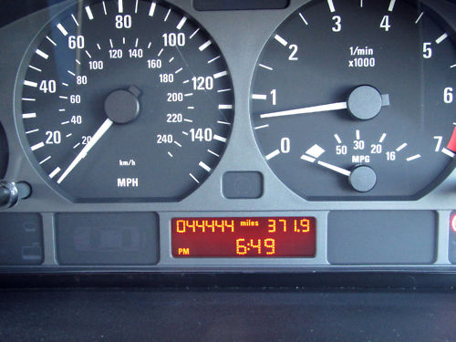 1999 bmw 323i se white speedometer