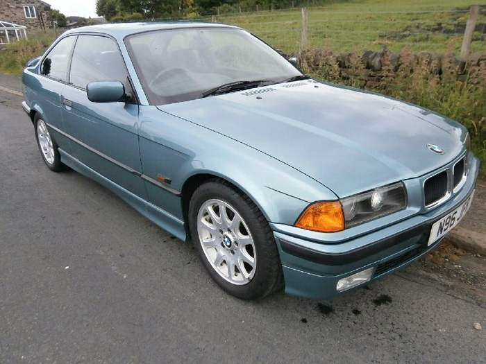 1996 BMW 323i Coupe 1