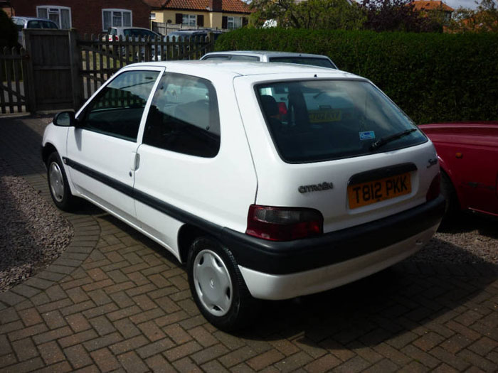 1999 citroen saxo white 5