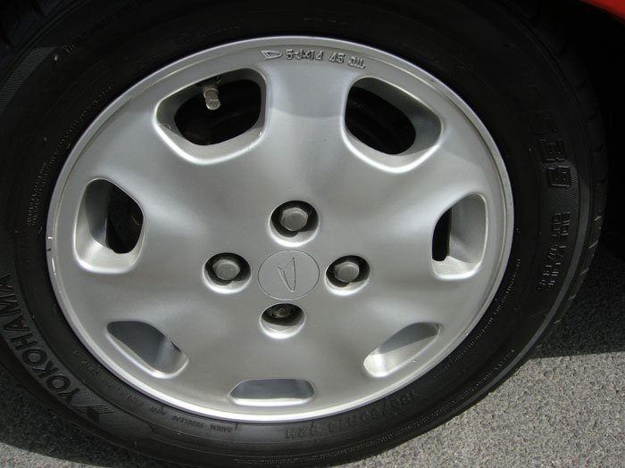 1989 Daihatsu Charade GT ti Wheel