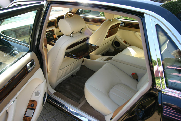 1996 Daimler Six 4.0 Rear Interior