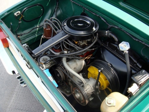 1967 fiat 850 bertone spider convertible engine bay 2