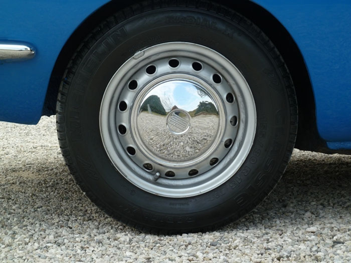 Fiat 850 Sport Spyder Wheel