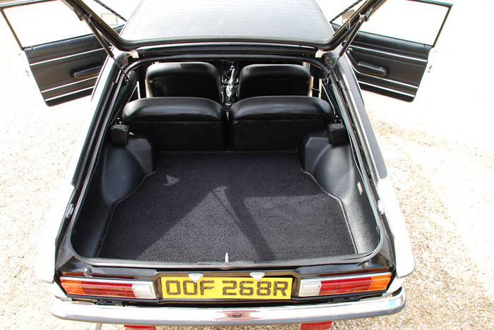 1976 mk ii ford capri 1600 gl boot 2