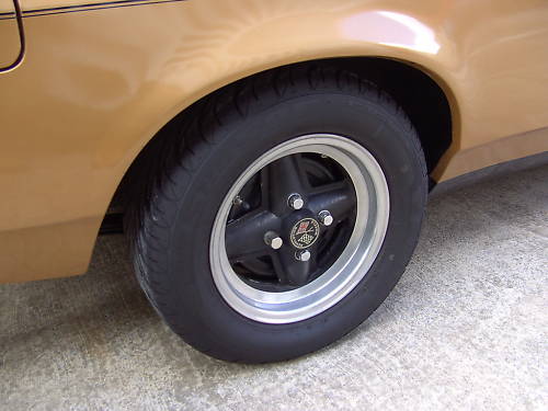 1976 ford capri ii ghia auto gold manual wheel