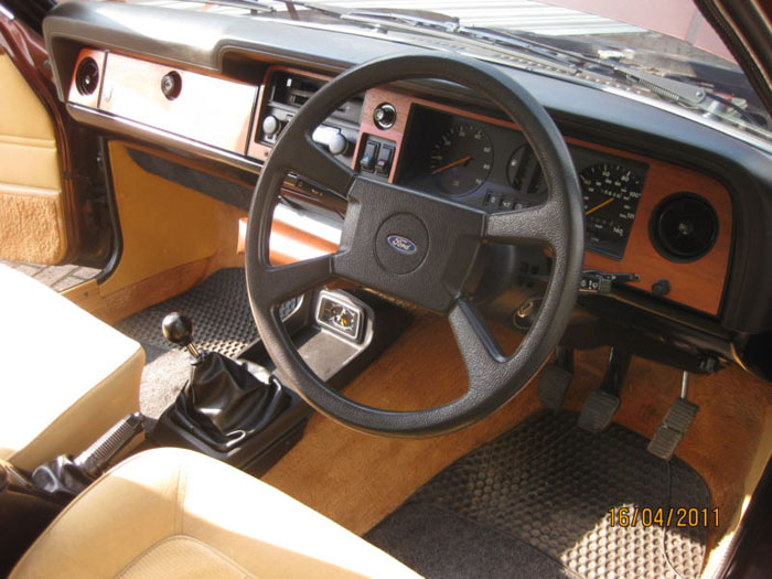 1978 ford cortina 2000 ghia mk4 interior