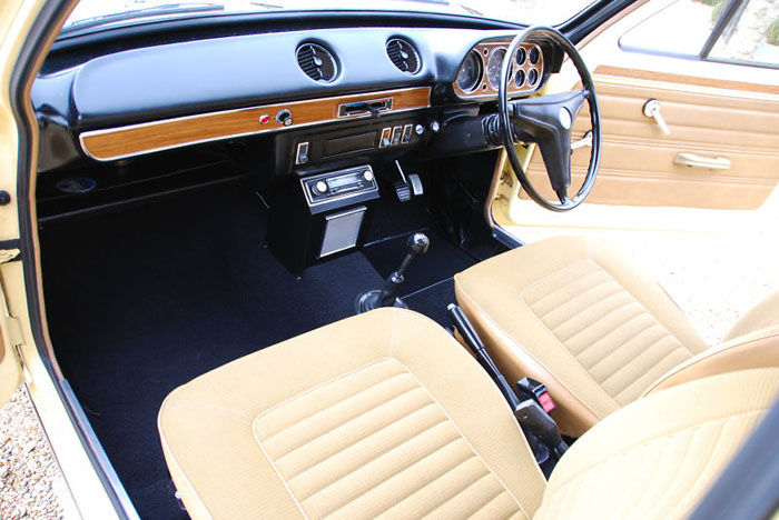 1974 ford escort mk1 1300xl 2 door interior 3