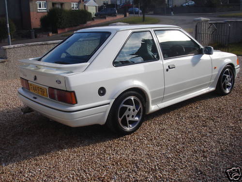 1989 ford escort rs turbo white 3