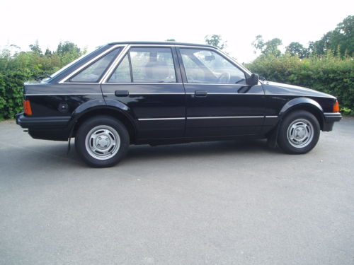 1984 ford escort 1.3 gl mk3 black 5dr 2