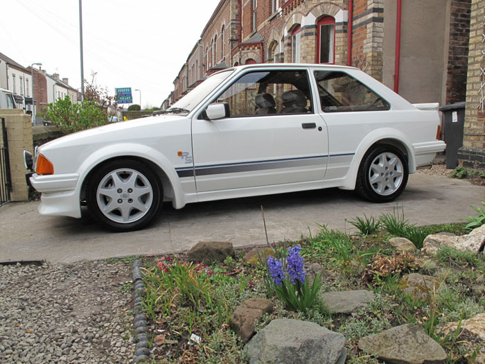 1986 Ford Escort RS Turbo S1 Side