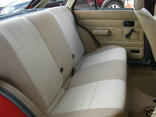 1982 ford escort mk3 1.1l 5dr interior 2