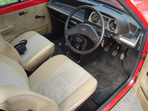 1980 ford fiesta l mark 1 interior 1