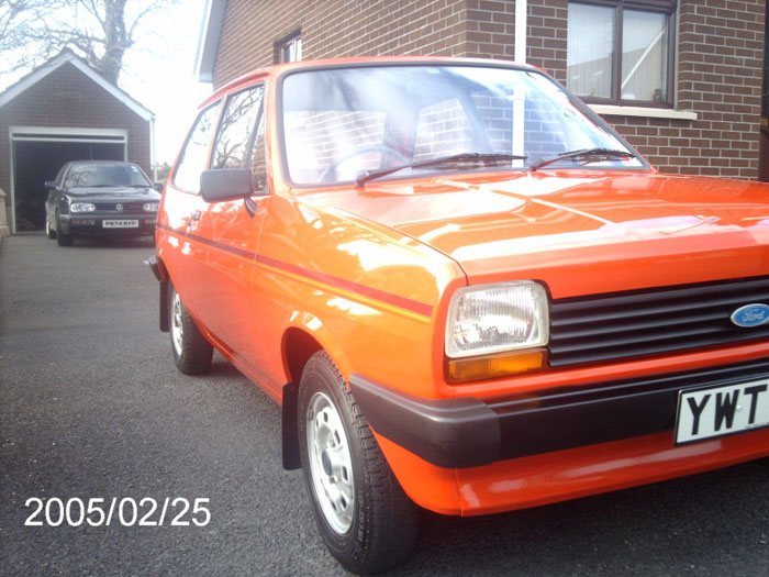 1982 ford fiesta popular plus red 1.1l 2