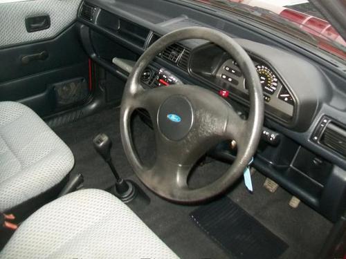 1993 Ford Fiesta 1.1L Interior Dashboard