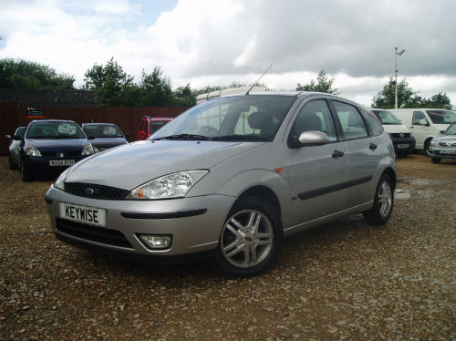 2001 ford focus 1.6i 16v auto zetec 5dr 1