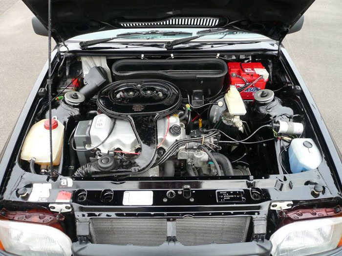 ford orion 1.6 ghia engine bay