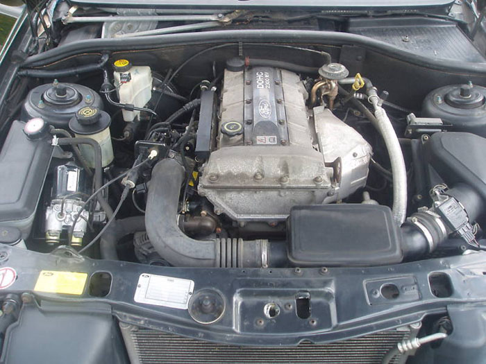 ford scorpio 2.3l engine bay