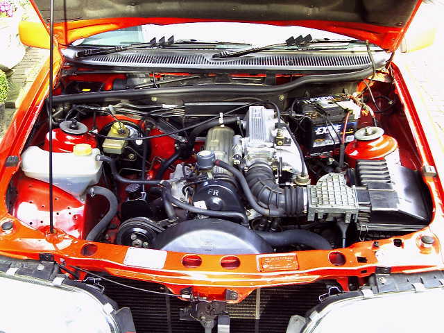 1988 ford sierra 2.0i ghia engine bay