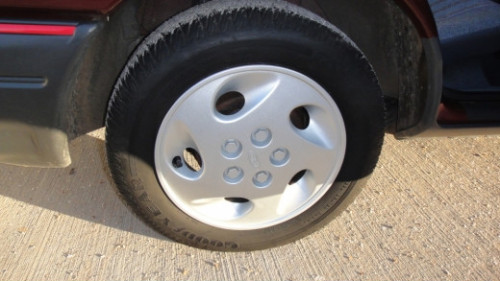 1990 ford sierra 2.0 lx wheel