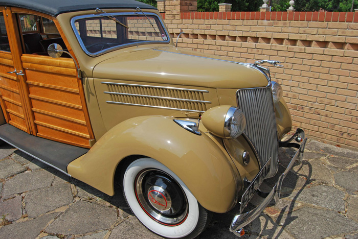 1936 Ford Woodie Station Wagon Front