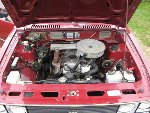 1982 hyundai pony gls engine bay