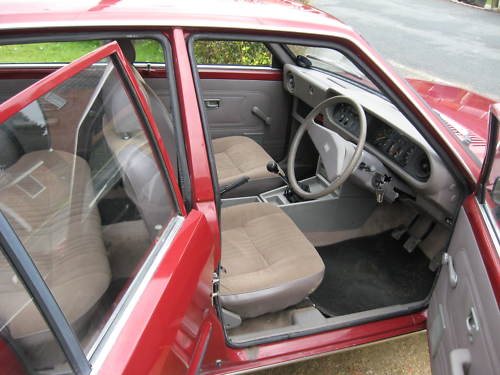 1982 hyundai pony gls interior 1