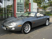 561 2002 jaguar xkr 4.0 supercharge automatic convertible grey icon