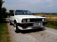 1060 1990 BMW E30 320i Icon