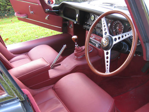 1964 jaguar e type interior 2