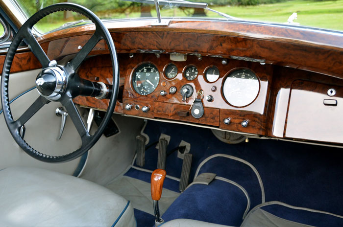 1950 jaguar mark v 3.5 litre dashboard