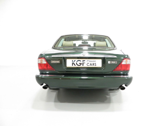 1998 Jaguar XJ8 3.2 Back