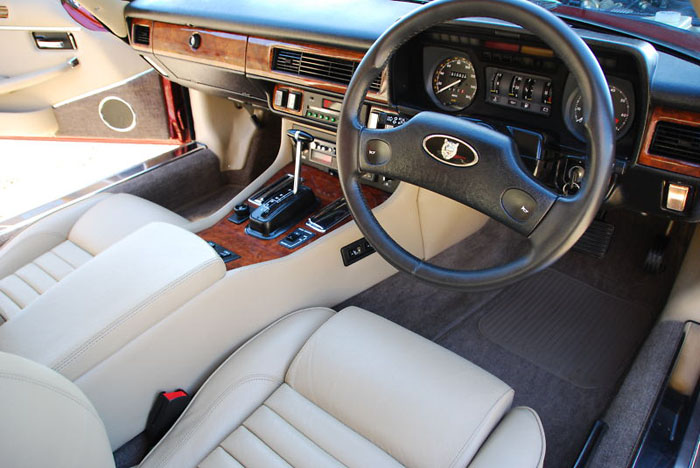 1989 jaguar xj-s 5.3 v12 auto interior 1