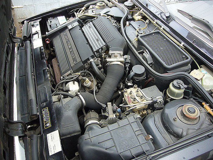 1992 lancia integrale 16v delta hf turbo engine bay