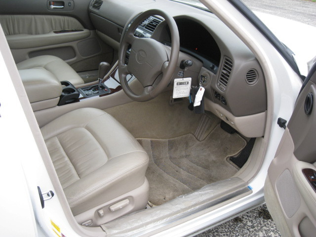1995 Toyota Celsior Lexus LS400 Front Interior