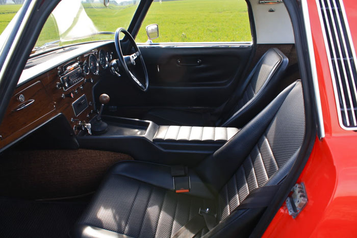 1968 lotus elan s3 fhc interior 1