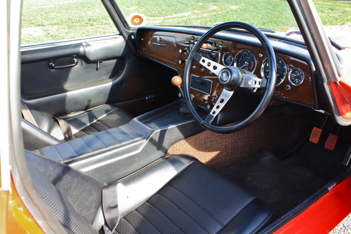 1968 lotus elan s3 fhc interior 2