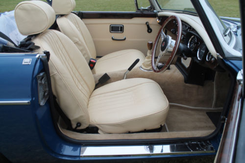 1970 MGB Roadster Interior