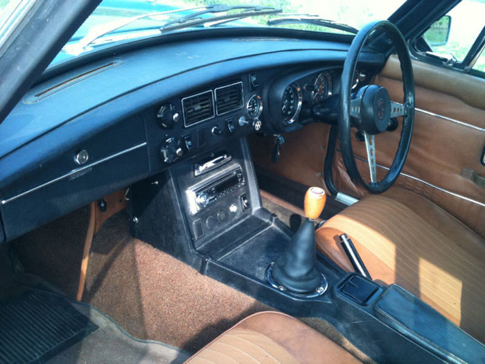 1972 mgb gt green interior