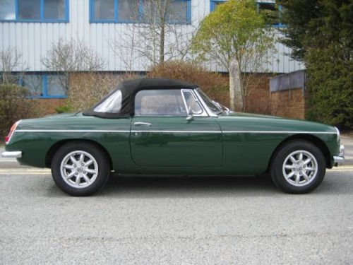 mgb 1800cc roadster new heritage shell 2