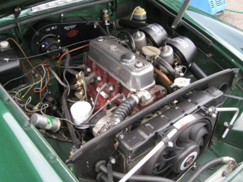 mgb 1800cc roadster new heritage shell engine bay