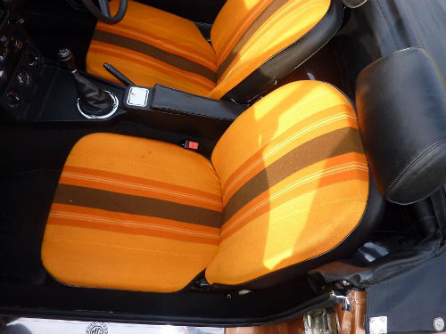 1981 mgb le roadster front seats