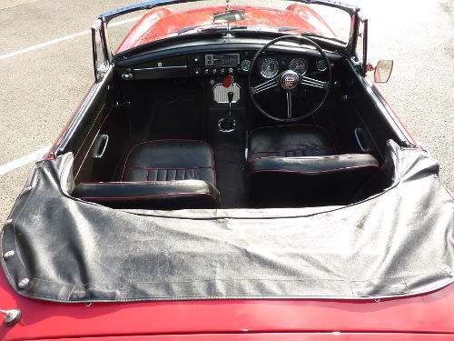 1965 mgb roadster rare pull handle model unleaded head interior 1