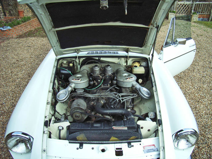 1974 mgb gt v8 factory car engine bay