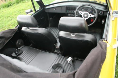 1979 mg b roadster 22 v8 by lenham interior